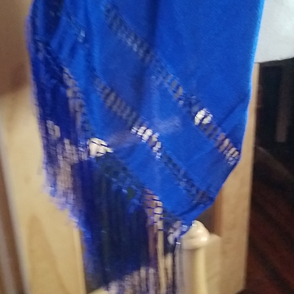 Handmade Mexican rebozo (shawl) - Picture 4 of 4